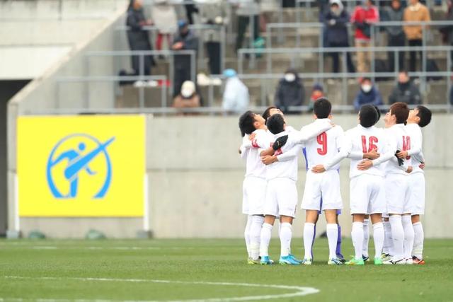 国王4人20+大胜马刺 步行者力克公牛止4连败